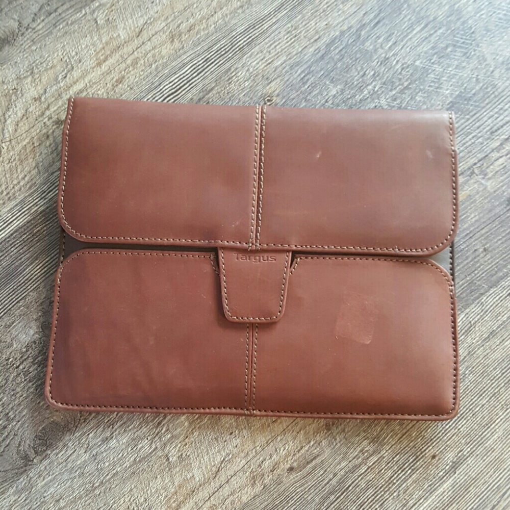 Targus brown tablets clutch cover